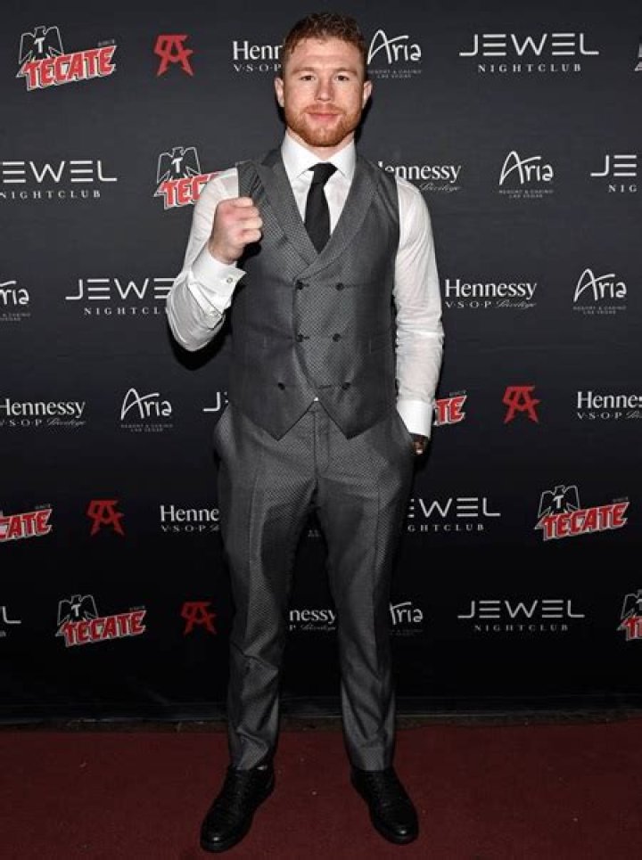 Canelo Alvarez Measurements Height Weight Shoe Size Body Stats Facts