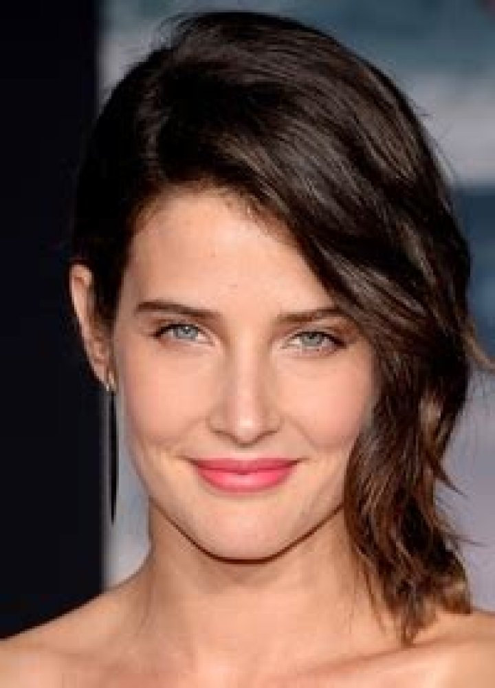 Cobie Smulders Body Measurements Bra Size Height Weight Shoe Vital Statistics