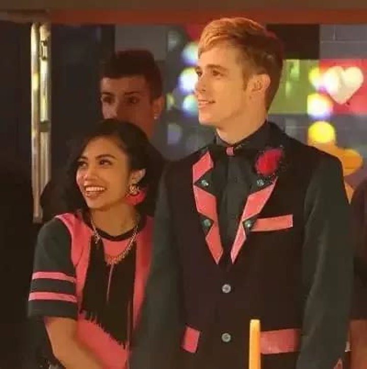 Dale Whibley Wiki, Girlfriend, Height, Age & Parents