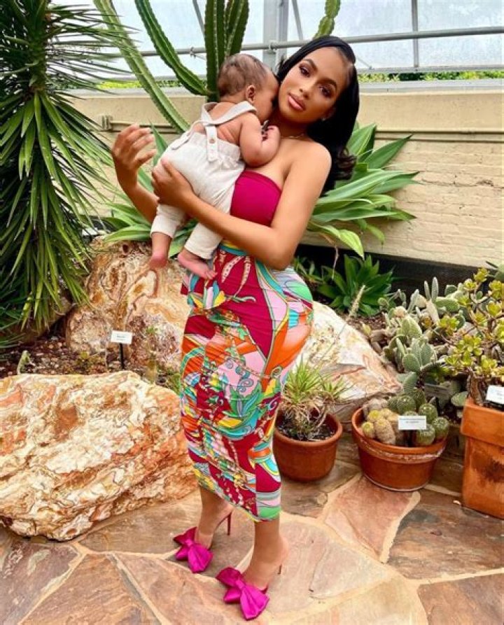 Erica Mena Height Weight Shoe Size Body Measurements Family