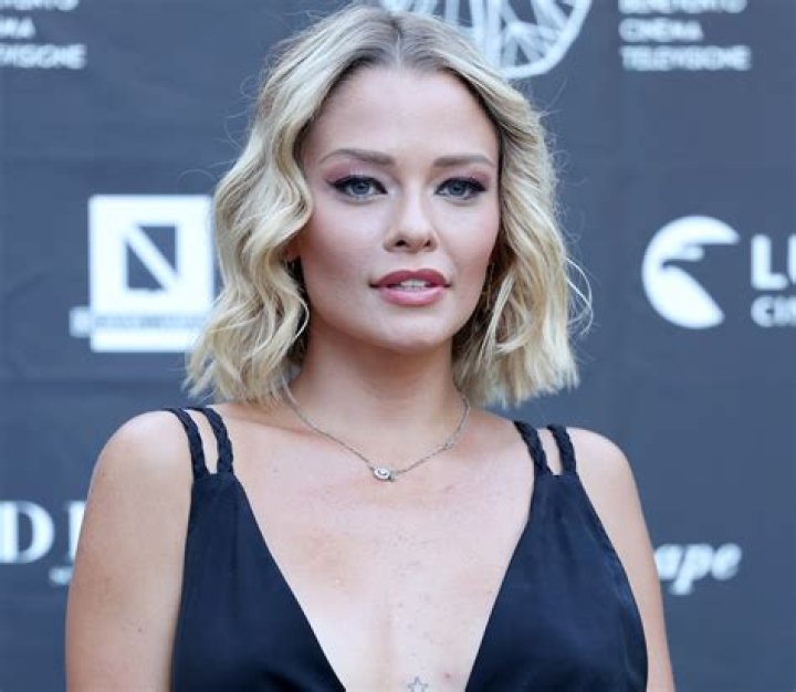 Giulia Provvedi in Bathing Suit Shares "Summer 2022" Photos — Celebwell