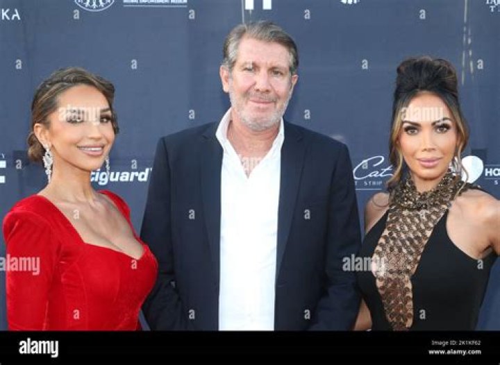 Halimah Sozahdah Wiki, Age, Husband, Parents & Siblings