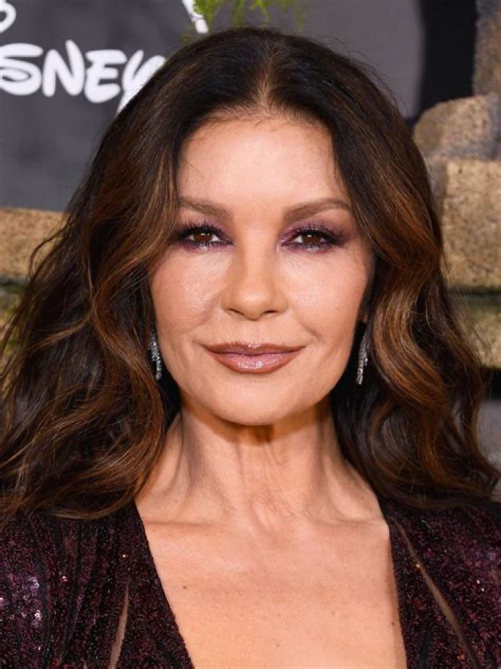 
How Much Money Does Catherine Zeta-Jones Make? Latest Income Salary
