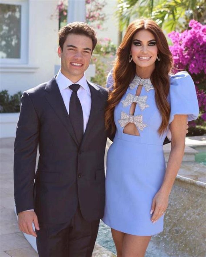 
How Much Money Does Kimberly Guilfoyle Make? Latest Income Salary
