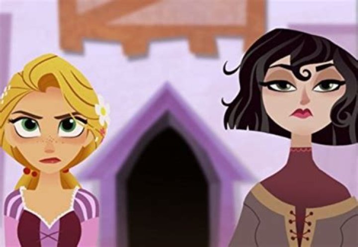 How old is Cassandra Tangled season3? – Celebrity