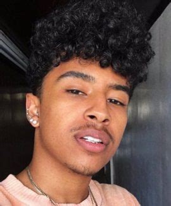 Jacob Perez Height Weight Body Measurements Age Shoe Size Facts Bio