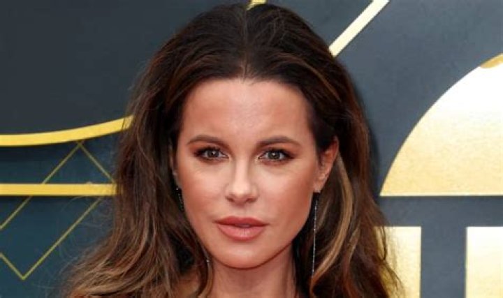 Kate Beckinsale Bra Size, Age, Weight, Height, Measurements