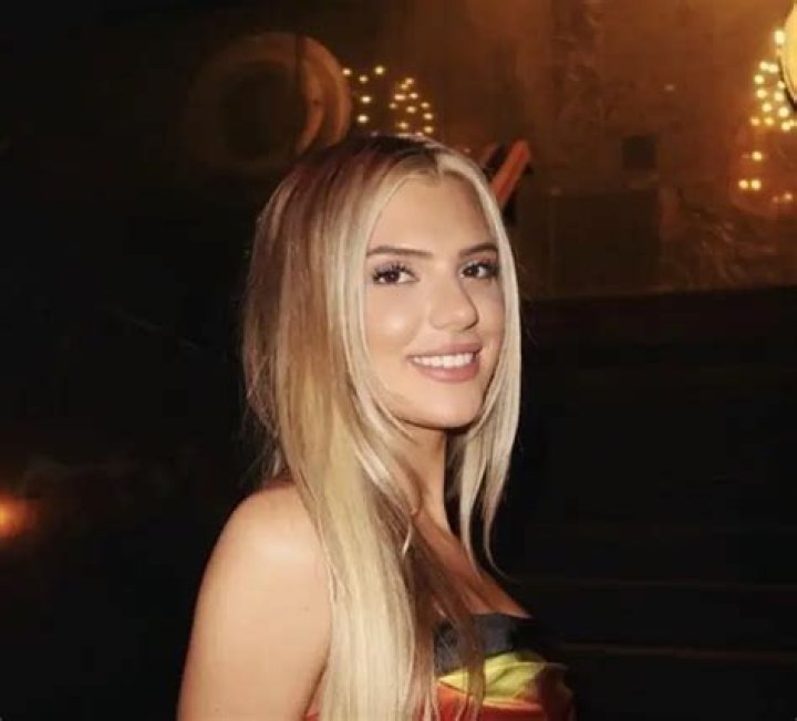 Kitty Caprice Biography, Wiki, Salary, Boyfriend, Height & More