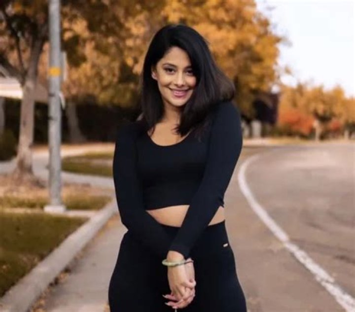 Manpreet Toor Wiki, Boyfriend, Net Worth, Age & More