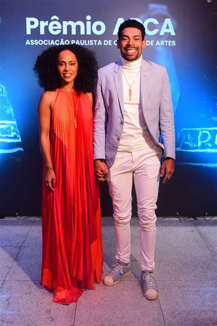 Naruna Costa Age, Net Worth, Height, Boyfriend, Wiki | Biography