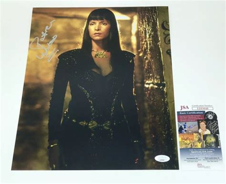 Patricia Velásquez Bra Size, Age, Weight, Height, Measurements