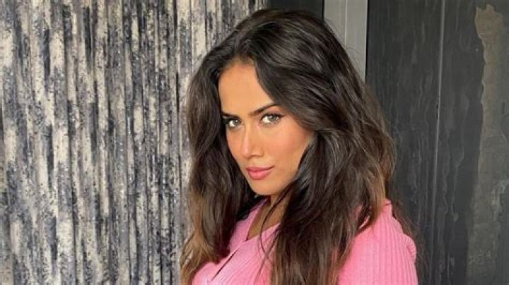 Rutuja Sawant in Bathing Suit is "Grateful" — Celebwell