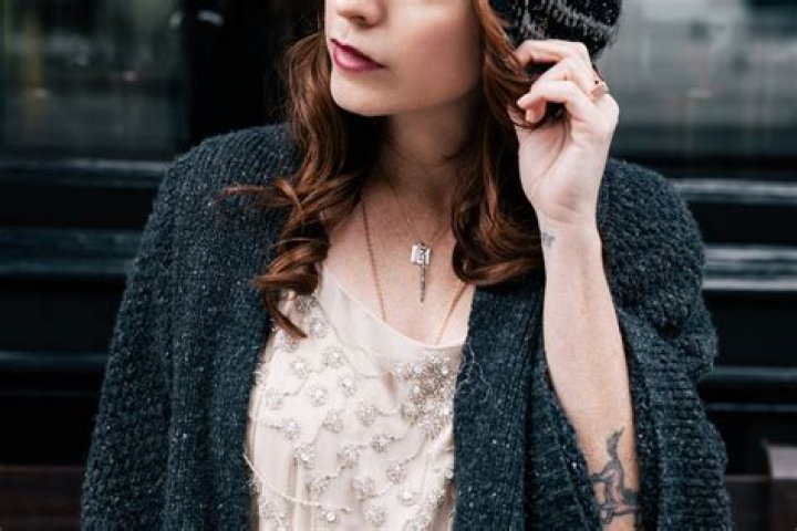 Taryn Manning Body Measurements Height Weight Bra Size Vital Stats Facts