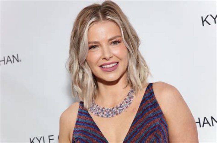 Vanderpump’s Ariana Madix in Bathing Suit Says “Hiiiieeeeeee” — Celebwell