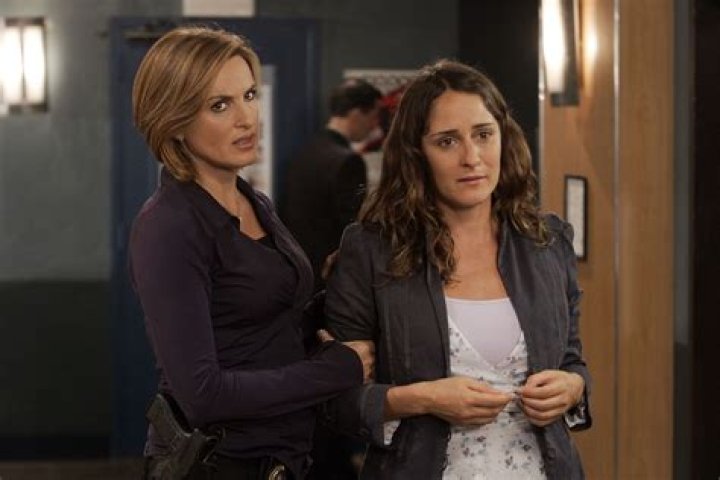Why Did Mariska Hargitay Miss Episodes In Season 8? – Celebrity